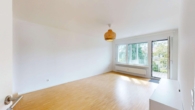 3-ZW Wohnen - Wohnen wie neu: 3-Zi.-Wohnung im 1. OG mit Sonnenbalkon – KA-Nordweststadt