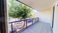 2-ETW Wohnen Balkon - Schillercarré: Barrierefreie 2-Zi.-ETW mit Südbalkon & TG-Stpl. – Toplage nahe Altstadt Ettlingen